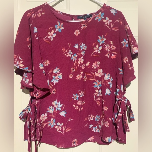 Pink Floral Sheer Large Blouse, Butterfly  Sleeves, NWT, P2P 22, side bow ties - Picture 1 of 4